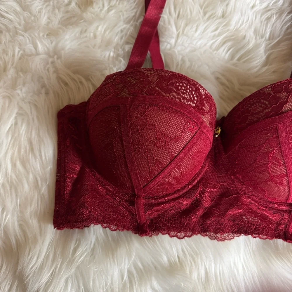 Frederick’s Of Hollywood Desiree red lace push up balconette bra Size 36D New